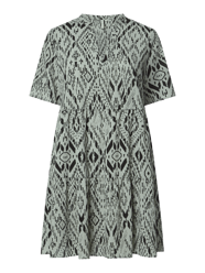 PLUS SIZE jurk van crêpe, model 'Luxjoy' van ONLY CARMAKOMA Mint - 19
