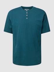T-Shirt mit Knopfleiste von MCNEAL - 24
