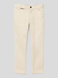 Broek met labeldetails, model '1985 Chino Pants' van Tommy Hilfiger Teens Wit - 22