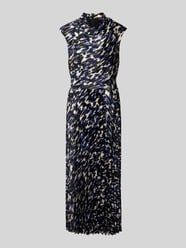 Tailliertes Freizeitkleid mit Bindegürtel von s.Oliver BLACK LABEL - 23
