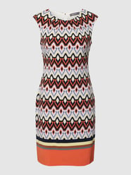 Sukienka mini ze wzorem na całej powierzchni od Montego Pomarańczowy - 23