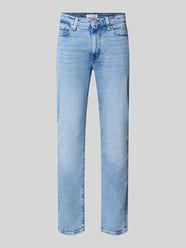 Jeansy o kroju slim fit straight z mieszanka bawełny model 'DENTON' od Tommy Hilfiger - 3