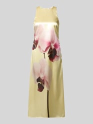 Sukienka koktajlowa o linii a z satyny z nadrukiem z motywem model 'ORCHIDA' od YAS - 39