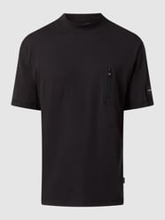 T-Shirt mit Brusttasche  von CK Calvin Klein Grau / Schwarz - 27