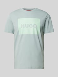T-shirt z nadrukiem z logo model ‘DULIVE’ od HUGO Zielony - 45