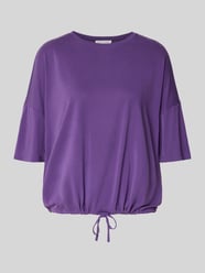 T-Shirt mit Rundhalsausschnitt und überschnittenen Schultern von Christian Berg Woman - 28