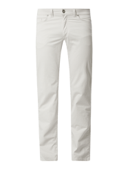 Spodnie o kroju slim fit z dodatkiem streczu model ‘Cadiz’   od Brax - 42