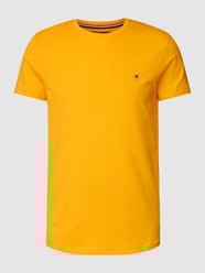 T-Shirt mit Label-Stitching von Tommy Hilfiger Gelb - 25