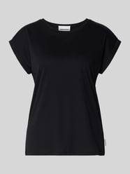 T-shirt z prążkowanym, okrągłym dekoltem model ‘JILAANA’ od ARMEDANGELS - 40