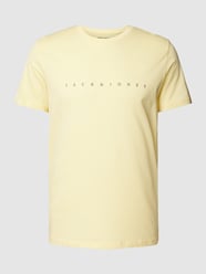 T-shirt van katoen met labeldetail, model 'FONT' van Jack & Jones Geel - 19
