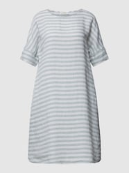 Knielanges Kleid mit seitlichen Eingrifftaschen von Christian Berg Woman Grün - 35