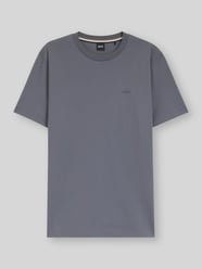 krój regular fit t-shirt z detal z logo model 'THOMPSON_01' od BOSS - 16