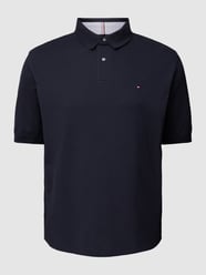 PLUS SIZE Regular Fit Poloshirt mit Label-Detail von Tommy Hilfiger Big & Tall Blau - 23