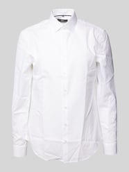 Koszula biznesowa o kroju slim fit z popeliny od Jake*s - 26
