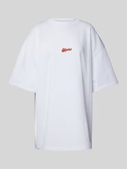 Oversized T-Shirt mit Label-Print Modell 'Artsy' von Karo Kauer Weiß - 35