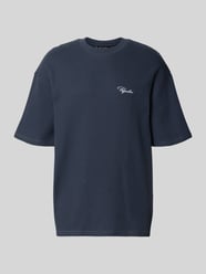 Oversized T-Shirt mit Strukturmuster von PEGADOR - 9