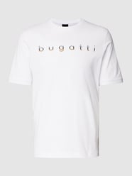 T-shirt z nadrukiem z logo od bugatti Biały - 30