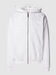Swetjacke mit Label-Ziersteinbesatz Modell 'Studded Retro' von KARL KANI Weiß - 36