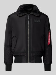 Bomberjacke mit Label-Patch und Kentkragen von Alpha Industries - 43