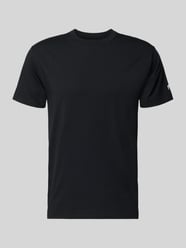 T-shirt o kroju regular fit z nadrukiem z logo od Fabletics - 11