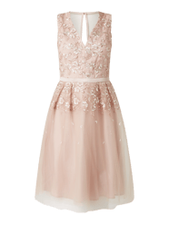 Cocktailkleid mit floralen Stickereien Modell 'Narlie' von CHI CHI London Pink - 25