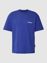 Oversized T-Shirt mit Label-Print Modell 'Plágia' von PEQUS Blau - 25