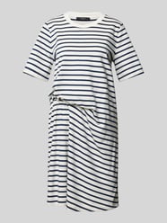 Knielanges T-Shirt-Kleid mit seitlicher Raffung Modell 'PIREO' von Weekend Max Mara - 7