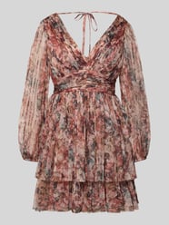 Cocktailkleid mit Taillenpasse von Jake*s Cocktail Pink - 24