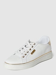 Sneaker mit Logo-Prägungen von Guess - 26