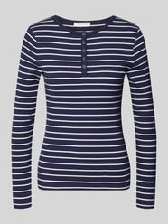 Slim Fit Langarmshirt aus Baumwoll-Mix mit kurzer Knopfleiste von Christian Berg Woman - 24