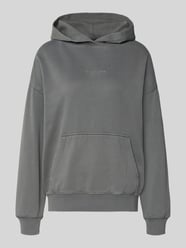 Oversized hoodie met logo en kangoeroezak, model 'CLARITA' van PEGADOR - 33