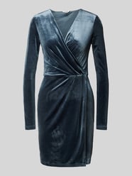 Knielanges Kleid mit V-Ausschnitt Modell 'MADENA' von mbyM Blau - 3