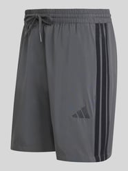 Regular Fit Trainingsshorts mit Tunnelzug von adidas Sportswear - 27
