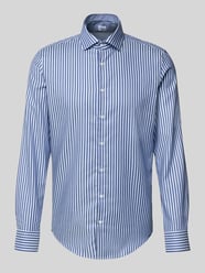 Slim fit zakelijk overhemd met kentkraag van SEIDENSTICKER - 37