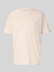Regular Fit T-Shirt mit Logo-Stitching von PUMA Performance Beige - 31