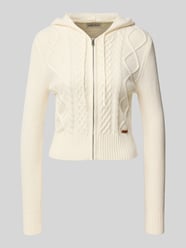 Slim Fit Strickjacke aus Baumwoll-Woll-Mix mit Zopfmuster von GUESS Jeans - 22