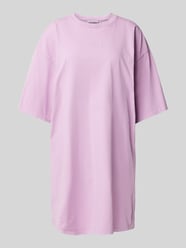 Knielange T-shirtjurk met ronde hals van Review Fuchsia - 5