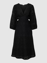 Midi-jurk met broderie anglaie, model 'Feodora' van Object Zwart - 23