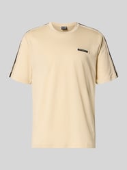 Regular Fit T-shirt met logo-patch van EA7 Emporio Armani Beige - 15