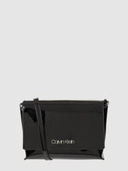 Crossbody Bag in Lack-Optik von CK Calvin Klein - 22