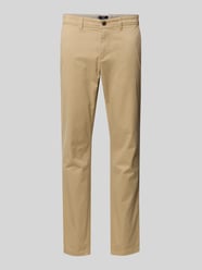 Chinosy o kroju slim fit z kieszeniami z tyłu od MCNEAL - 24
