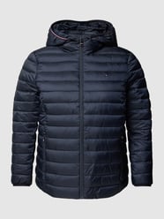 PLUS SIZE Steppjacke mit Kapuze von Tommy Hilfiger Curve Blau - 37