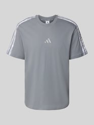 T-Shirt mit Logo und Rundhalsausschnitt von ADIDAS SPORTSWEAR - 31