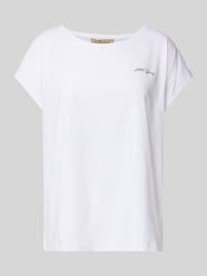 T-shirt z haftem i okrągłym dekoltem od Smith and Soul - 7