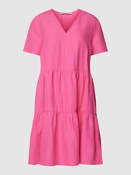 Knielange jurk met V-hals, model 'RIVIERA' van Pennyblack Roze - 17