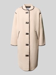 Mantel aus Teddyfell mit Eingrifftaschen von COMMA Beige - 9