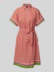 Knielanges Hemdblusenkleid mit Bindegürtel von Marc Cain - 22