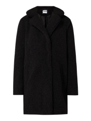 Krótki płaszcz z futerka model ‘Gabi’ od Noisy May - 37