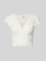 Cropped Spitzenshirt mit V-Ausschnitt Modell 'Esma' von GUIDO MARIA KRETSCHMER WOMAN - 21