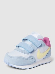 Sneaker im Colour-Blocking-Design Modell 'Valiant' von Nike Lila - 36